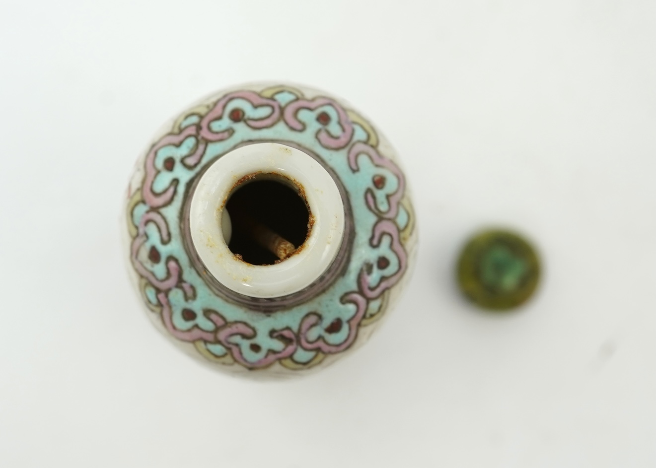 Two Chinese enamelled porcelain snuff bottles, 19th century